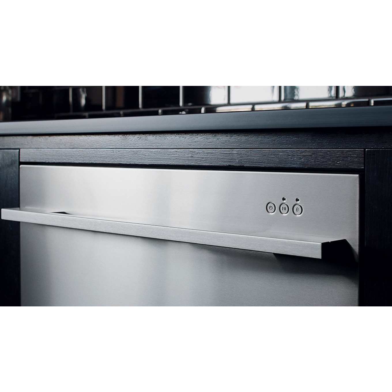 Fisher and Paykel DishDrawer Built-In Top Control Dishwasher with Contemporary Handle